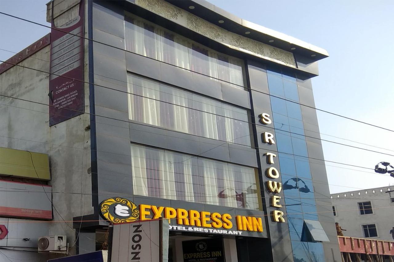 Oyo 24572 Express Inn Lakhnaú Exteriér fotografie